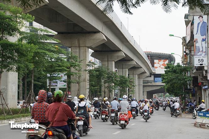 Xin lùi thời điểm khai thác đường sắt Cát Linh-Hà Đông gần 1 năm - ảnh 1
