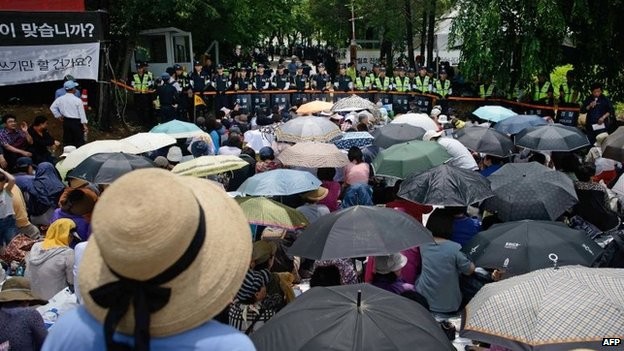 Hàn Quốc tung 6.000 cảnh sát truy bắt chủ phà Sewol - ảnh 1