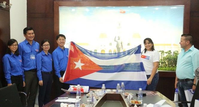 Đoàn đại biểu cấp cao T.Ư Đoàn Cuba làm việc với Thành Đoàn TPHCM - ảnh 4