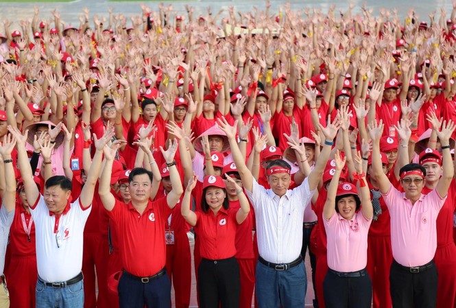 Nhờ nguồn hiến dồi dào, không phải huy động người nhà bệnh nhân hiến máu - ảnh 2