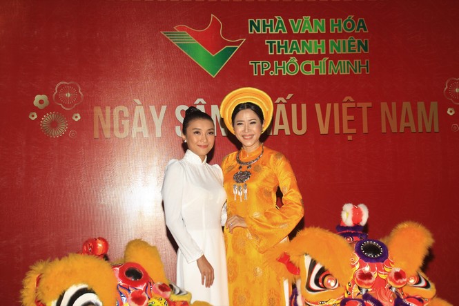 Các thế hệ nghệ sỹ TPHCM tri ân tổ nghiệp sân khấu - ảnh 18