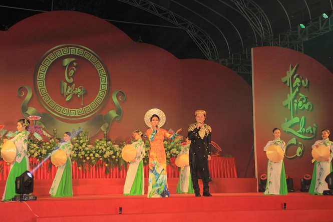Các thế hệ nghệ sỹ TPHCM tri ân tổ nghiệp sân khấu - ảnh 15
