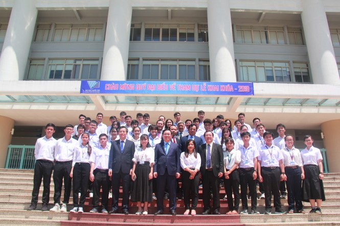 Phó Thủ tướng nêu quan điểm về tự chủ đại học - ảnh 4