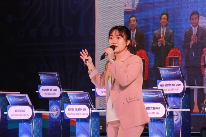 Nguyễn Hà Linh đoạt giải nhất cuộc thi Olympic tiếng Anh cho cán bộ trẻ năm 2019 - ảnh 5