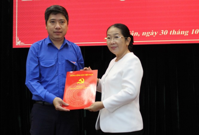 Chủ tịch Hội SVVN TPHCM giữ nhiệm vụ Phó Bí thư Quận ủy Bình Tân - ảnh 1