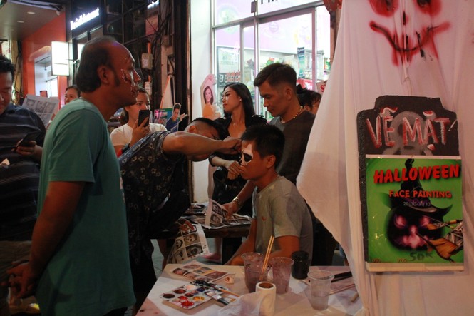 Muôn kiểu hóa trang
