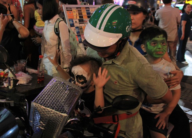 Muôn kiểu hóa trang