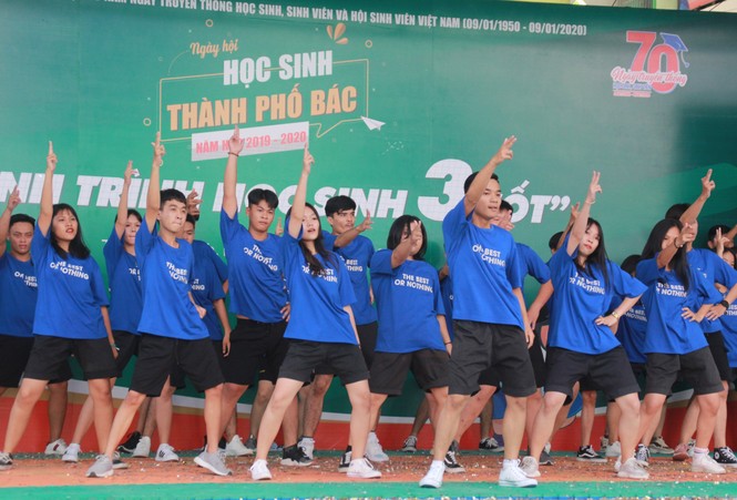 Xem hàng trăm học sinh Sài Gòn bùng nổ, trẻ trung trong các vũ điệu hiện đại - ảnh 5