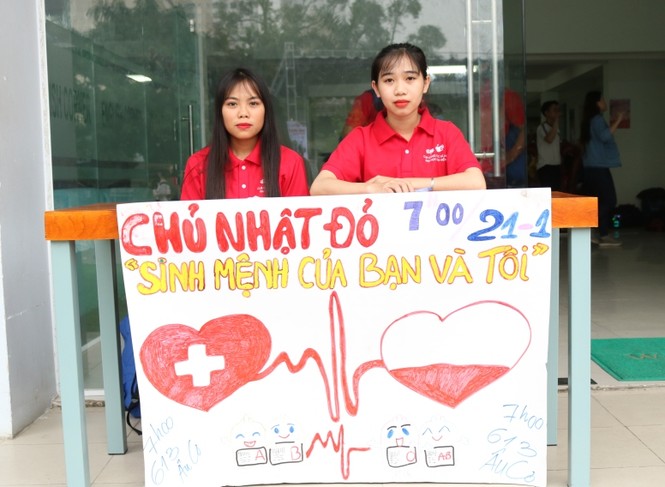 ngày hội chủ nhật đỏ - ảnh 4