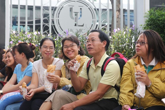 TPHCM ứng dụng CNTT trong tuyển sinh, phụ huynh hết thời “chạy trường” cho con - ảnh 3