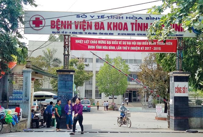 Phó GĐ bệnh viện Hòa Bình cung cấp tài liệu sai sự thật vụ chạy thận - ảnh 1