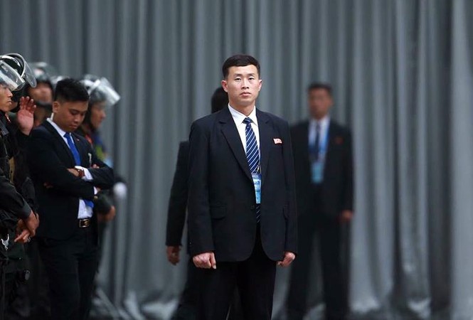 Mật vụ của ông Trump và ông Kim Jong Un làm gì khi thượng đỉnh diễn ra? - ảnh 8