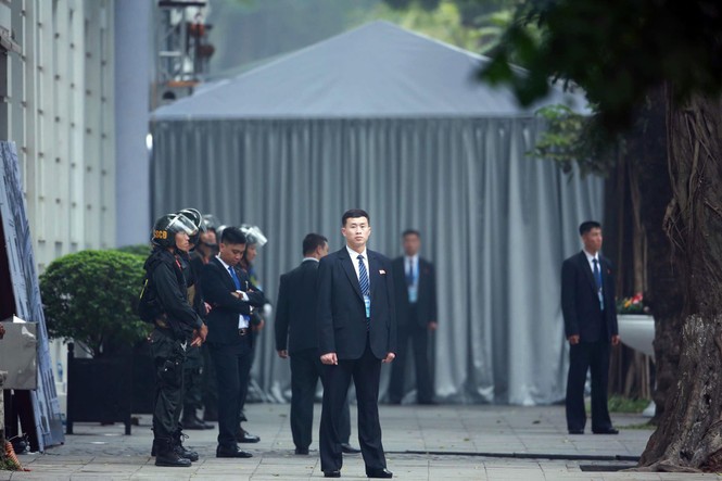 Mật vụ của ông Trump và ông Kim Jong Un làm gì khi thượng đỉnh diễn ra? - ảnh 7
