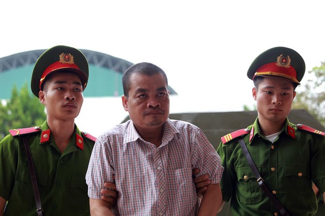 Phó chủ tịch tỉnh Hà Giang thừa nhận nhờ xem điểm cho cháu gái - ảnh 1