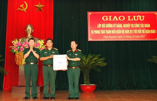 Giao lưu kinh nghiệm tổ chức hoạt động công tác Đoàn - ảnh 3