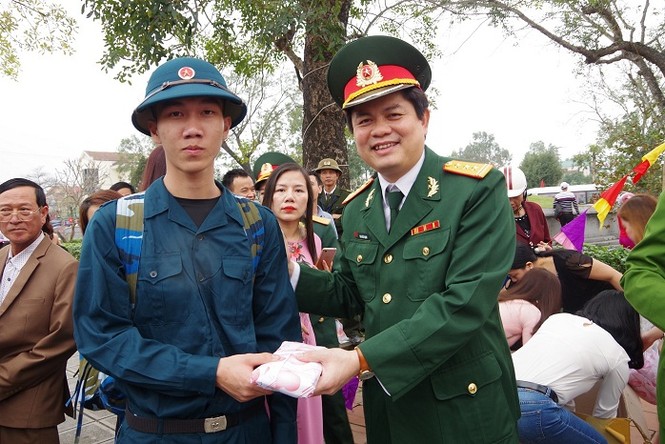 Nghệ An tuyển chọn gần 3.400 công dân nhập ngũ năm 2019 - ảnh 2