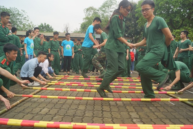 Rộn ràng Ngày hội thanh niên 2019 ở Học viện Kỹ thuật Quân sự - ảnh 6