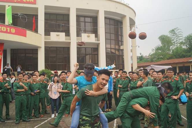 Rộn ràng Ngày hội thanh niên 2019 ở Học viện Kỹ thuật Quân sự - ảnh 10
