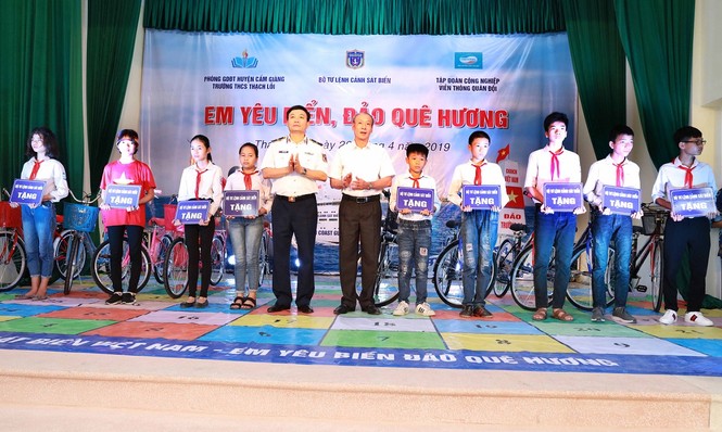 Học sinh Thạch Lỗi trải nghiệm tình yêu biển đảo - ảnh 4