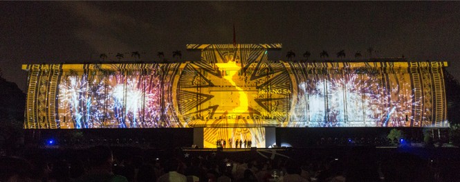 Hình ảnh Việt Nam lung linh với công nghệ 3D Mapping - ảnh 4