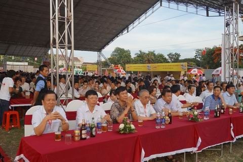 Ngày hội Bia Hà Nội lên “Xứ cọ đồi chè” - ảnh 1