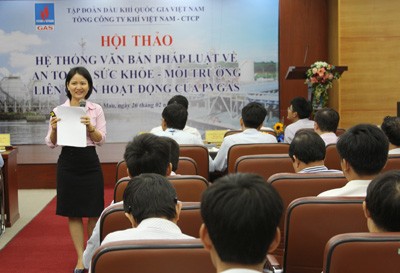 PV GAS tổ chức hội thảo về văn bản pháp luật AT-SK-MT-PCCC - ảnh 2