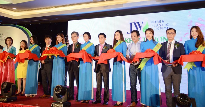 Ra mắt bệnh viện thẩm mỹ chuẩn Hàn 5 Sao tại TP HCM - ảnh 2