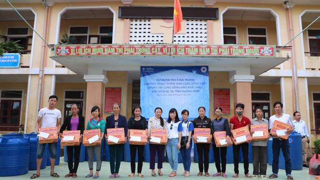Tân Á Đại Thành ủng hộ đồng bào Miền Trung sau trận lũ lịch sử - ảnh 1