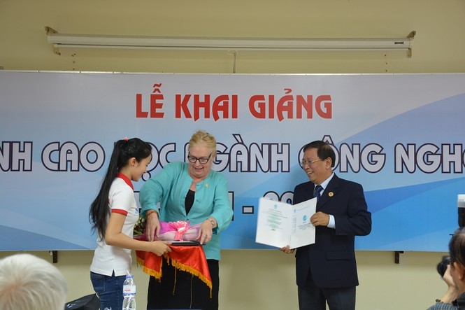 Trường ĐH Công Nghệ Sài Gòn khai giảng khóa Thạc sĩ Công nghệ - ảnh 1