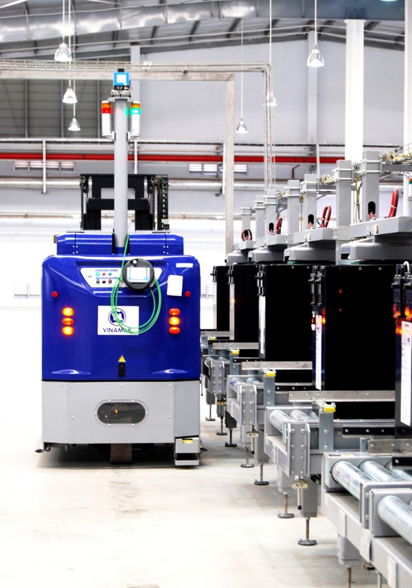Khám phá dây chuyền sản xuất của thương hiệu sữa số 1 Việt Nam - ảnh 3