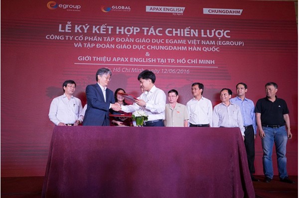 Phát triển giáo dục thành công cần hợp tác ứng dụng công nghệ mới - ảnh 1
