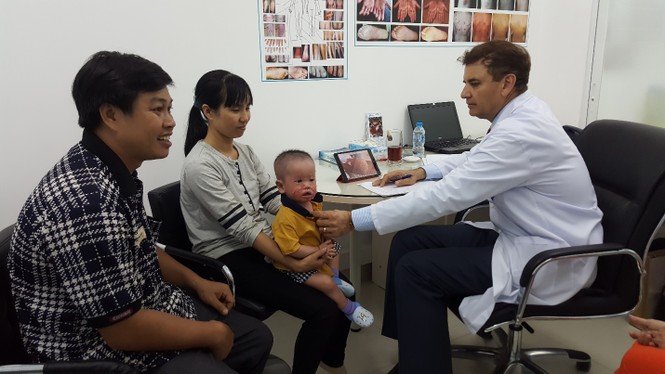 Vảy nến da đầu: Một liệu pháp tự nhiên đầy hứa hẹn - ảnh 2