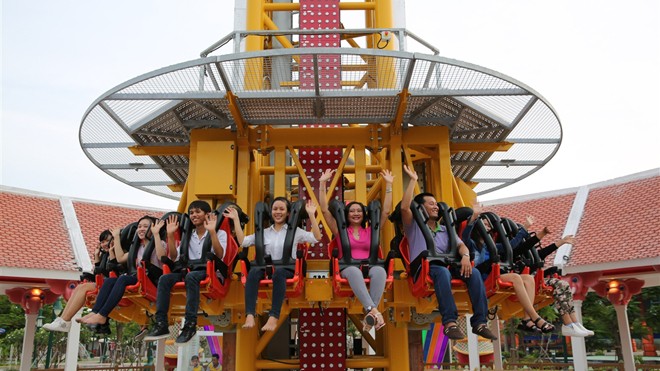 Sun World Danang Wonders (Asia Park) giảm 50% giá vé cho học sinh đi theo đoàn - ảnh 1