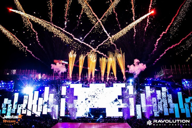Lộ diện dàn nghệ sĩ 'nặng đô' trong Ravolution Music Festival by Jetstar - ảnh 2