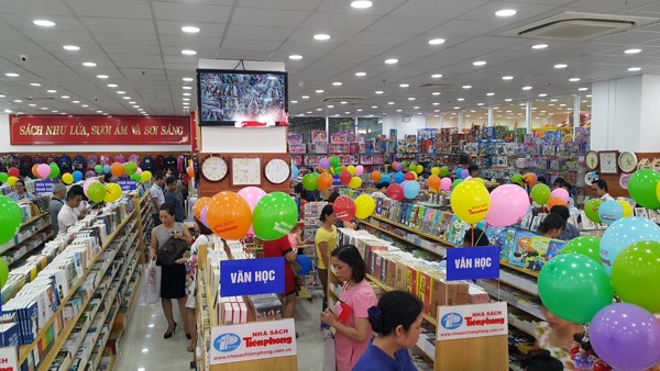 Khai trương Nhà sách Tiền Phong lớn nhất hệ thống Hà Nội - ảnh 3