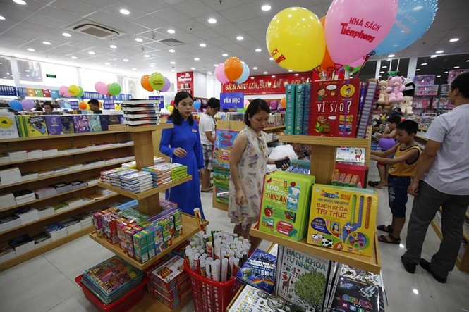 Khai trương Nhà sách Tiền Phong lớn nhất hệ thống Hà Nội - ảnh 5