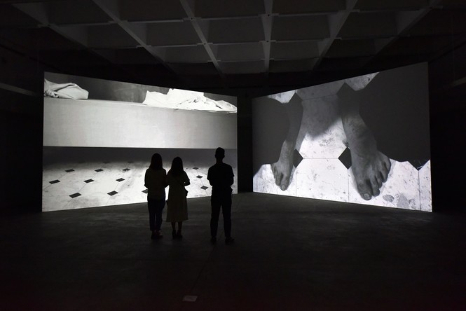 Video art của Hiraki Sawa: Lời gọi mời khó cưỡng từ cõi siêu thực - ảnh 15