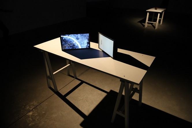 Video art của Hiraki Sawa: Lời gọi mời khó cưỡng từ cõi siêu thực - ảnh 6