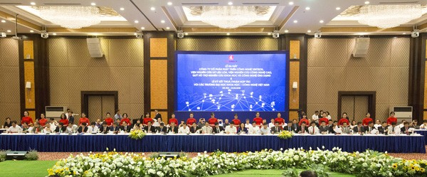 Vingroup công bố định hướng trở thành tập đoàn công nghệ - ảnh 1