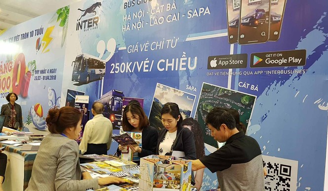 Hàng nghìn người tiếp tục 'rồng rắn' xếp hàng săn tour 0 đồng - ảnh 5