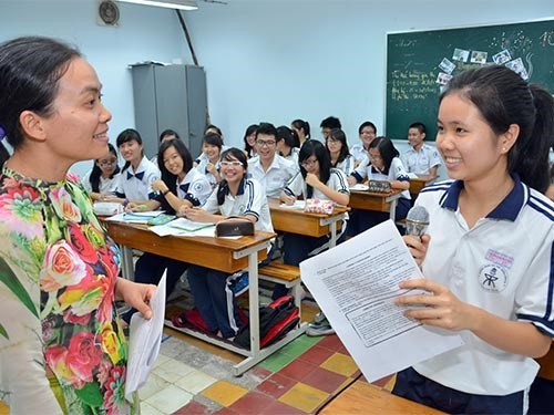 Chấn chỉnh lạm dụng hồ sơ, sổ sách trong nhà trường - ảnh 1