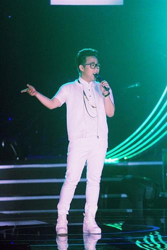 Thủy Tiên khoe thân nóng bỏng, Siu Black “đè bẹp” trai đẹp - ảnh 7