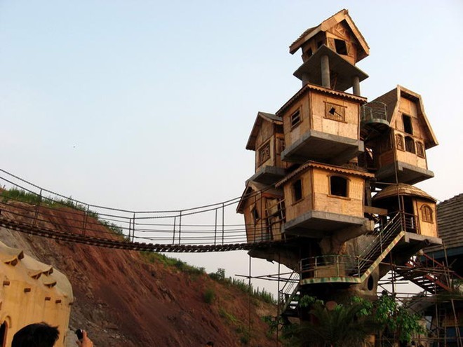 Những ngôi nhà trên cây độc đáo nhất thế giới - ảnh 1