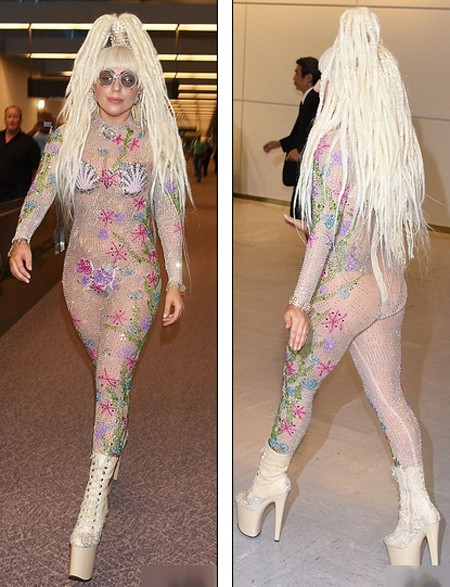 Lady Gaga mặc sốc tại Nhật Bản - ảnh 8