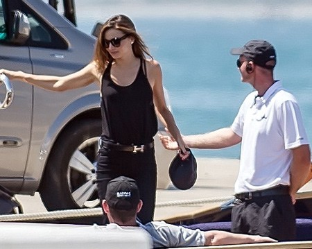 Siêu mẫu Miranda Kerr đi nghỉ cùng bạn trai tỉ phú - ảnh 1