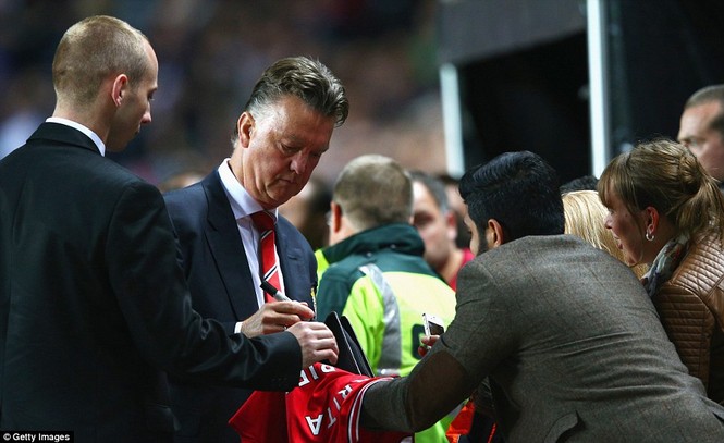 M.U thua đội hạng ba, Van Gaal nói gì? - ảnh 3