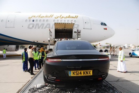 Tận thấy xế sang Aston Martin Lagonda trên đường thử - ảnh 11
