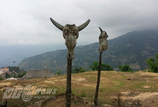 Kỳ bí ‘vùng đất sọ trâu’ của bộ tộc ít người ở Hà Giang - ảnh 4