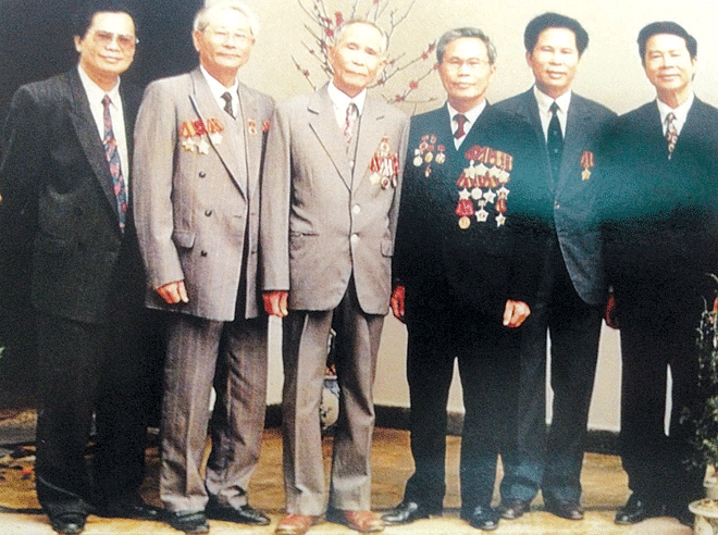 Năm anh em một nhà cùng tiến về năm cửa ô... - ảnh 2