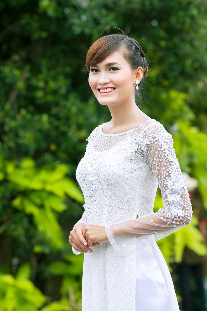Nữ sinh Bạc Liêu dự thi Hoa hậu Việt Nam 2014 - ảnh 1